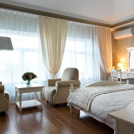 De Gaulle Boutique Hotel-2